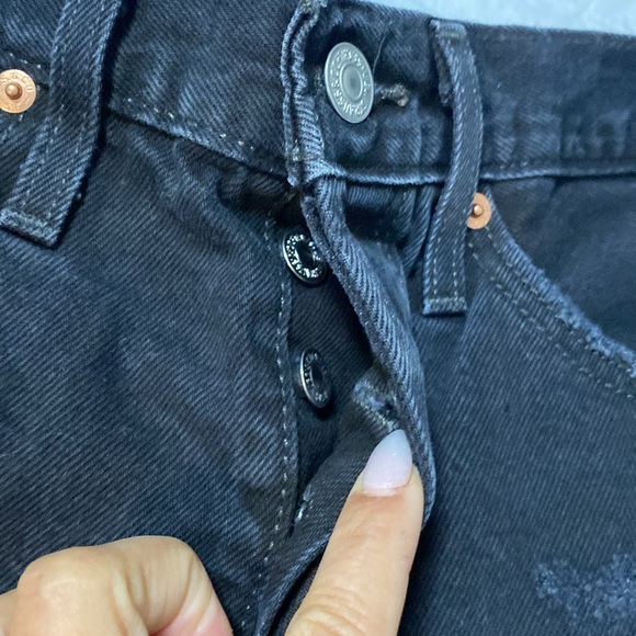 Levis | 501 Black Distressed Denim Shorts - W25 - High Rise - Picture 8 of 11